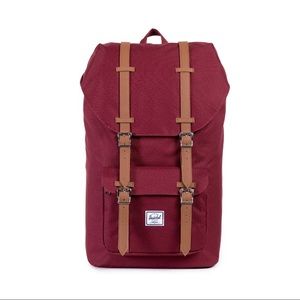 Little America mid volume 17L Used